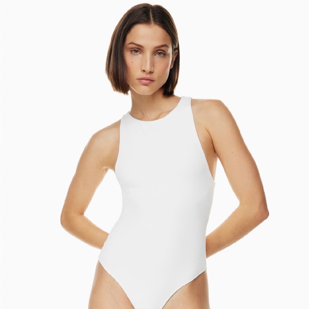 Aritzia Babaton 90s Contour Bodysuit White NWT